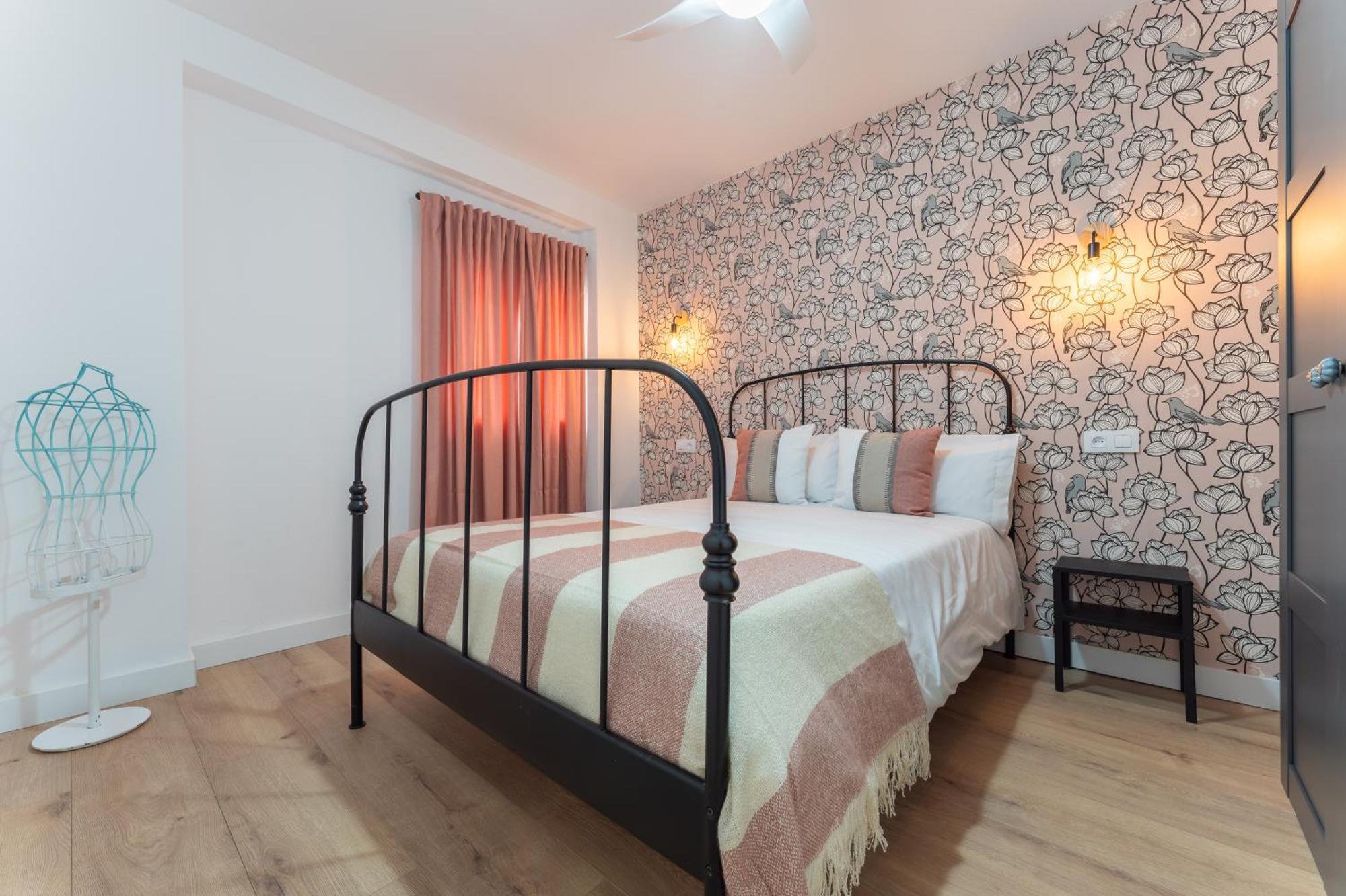 Apartamentos Turisticos Lulu เมรีดา ภายนอก รูปภาพ