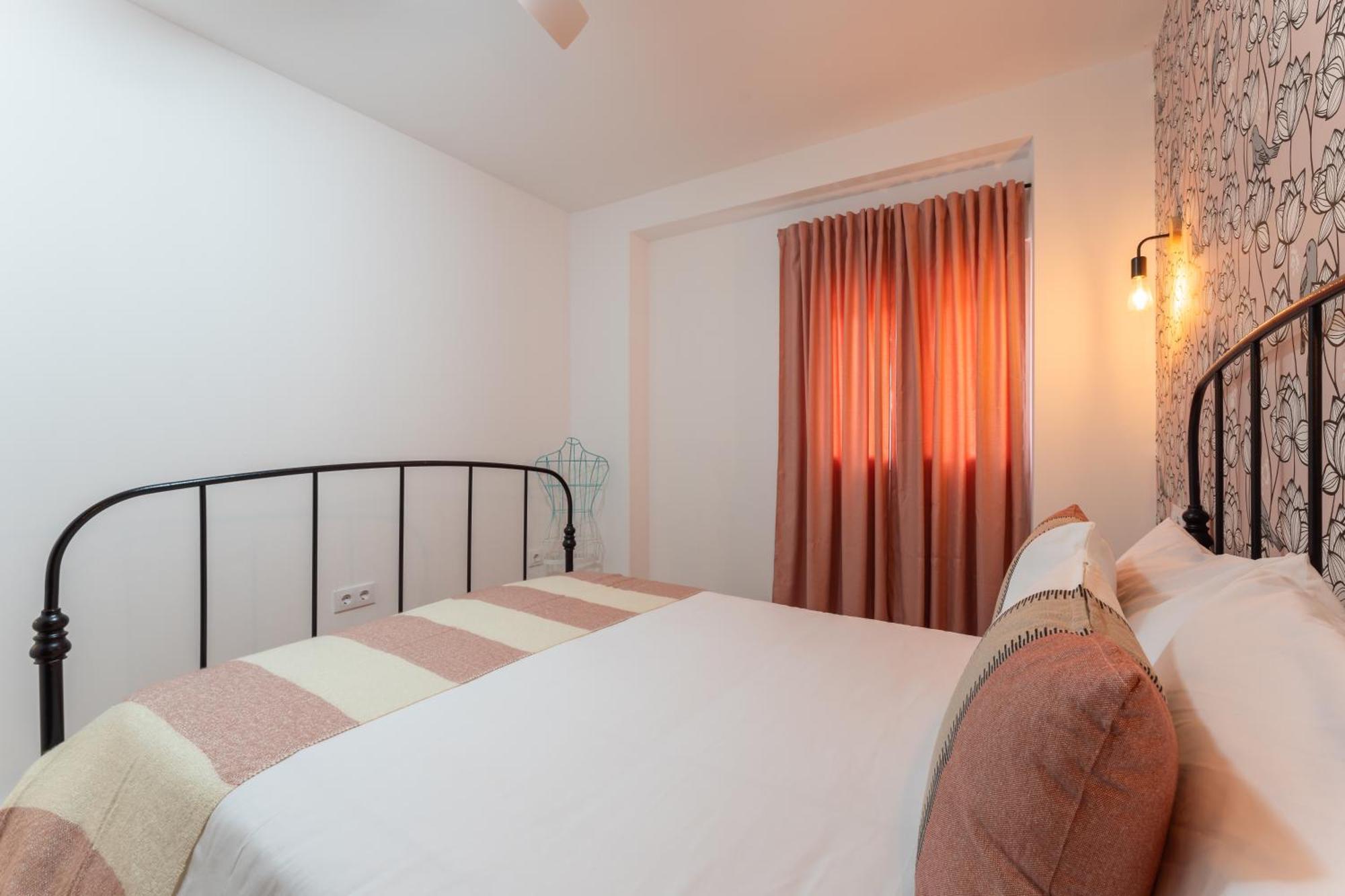 Apartamentos Turisticos Lulu เมรีดา ภายนอก รูปภาพ