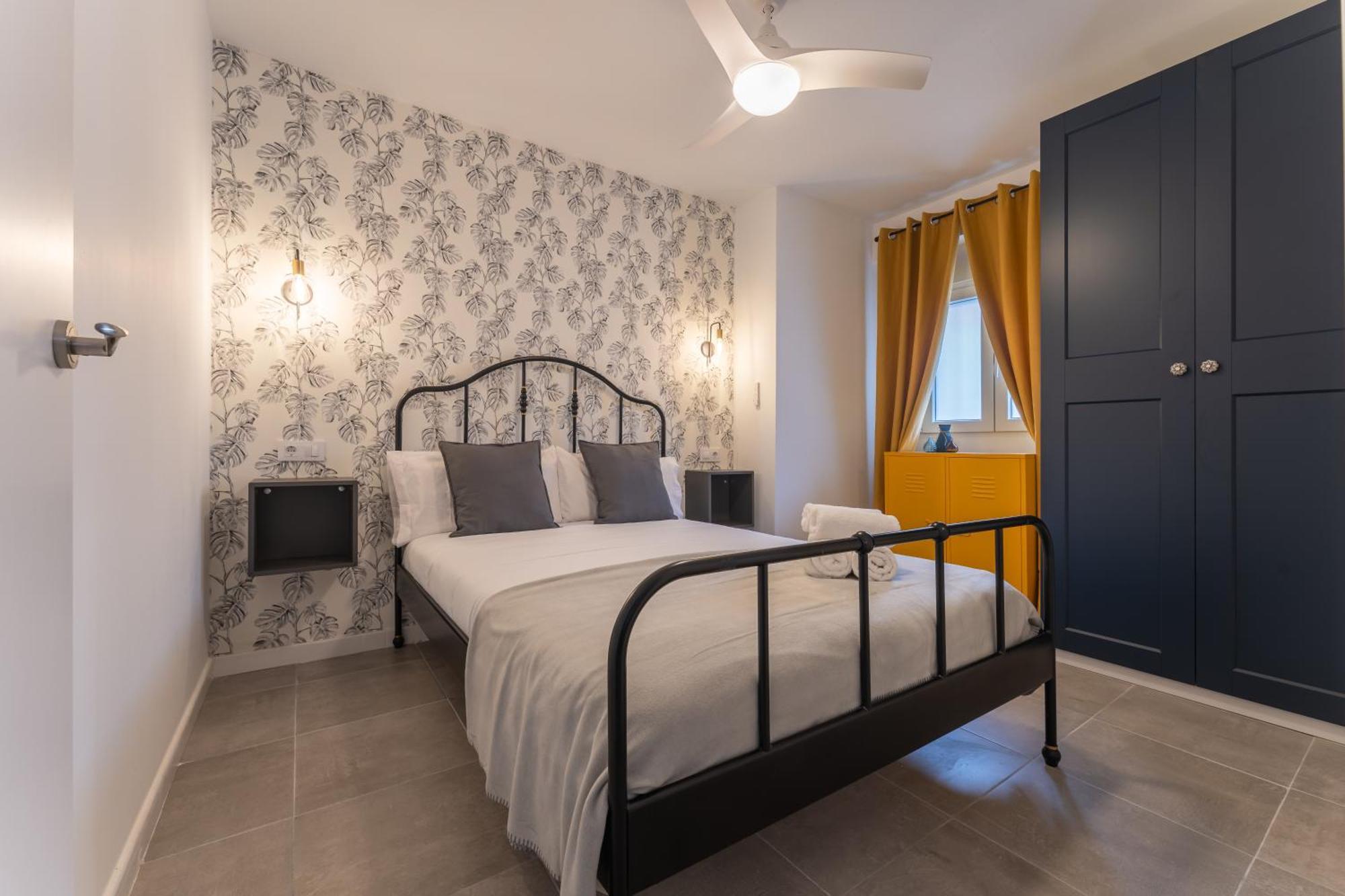 Apartamentos Turisticos Lulu เมรีดา ภายนอก รูปภาพ